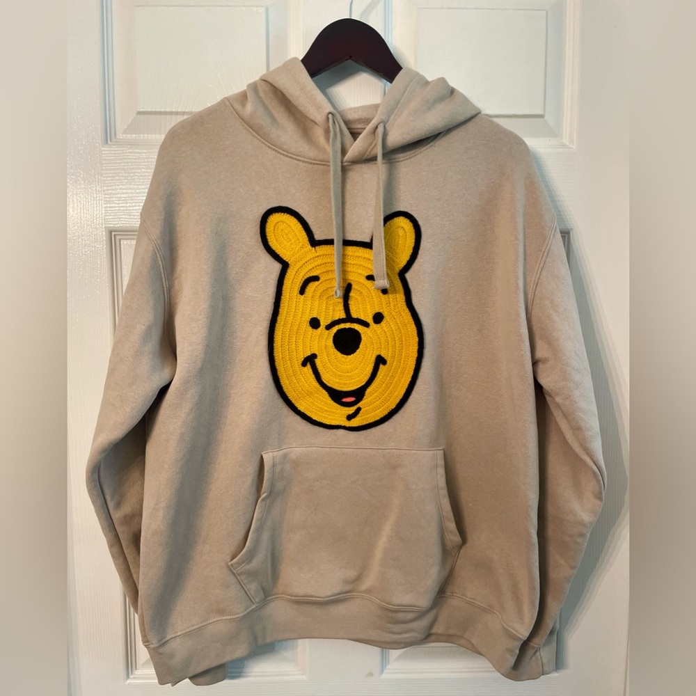 Disney Winnie the Pooh Embroidered Women’s/Unisex Pullover Hoodie Sand Size XL